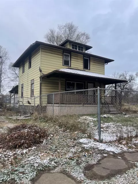 368 Tyler St, Gary, IN 46402 photo 2