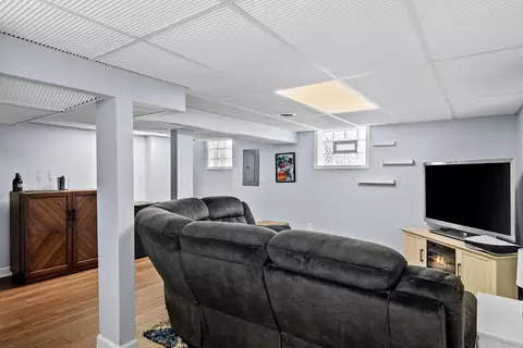 719 E Clark St, Crown Point, IN 46307 photo 17