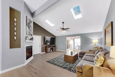 5426 Maggie Mae Ct, Crown Point, IN 46307 photo 8