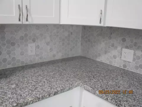 854 King St, Gary, IN 46406 photo 6
