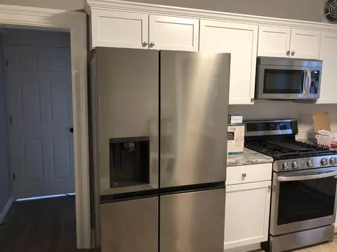 910 E St, La Porte, IN 46350 photo 11