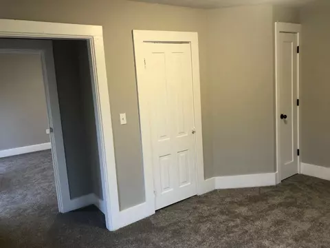910 E St, La Porte, IN 46350 photo 24