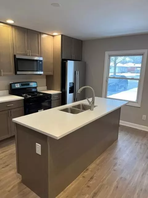 1622 W 47th Pl, Griffith, IN 46319 photo 5