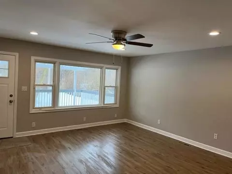 1622 W 47th Pl, Griffith, IN 46319 photo 3