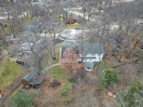 18111 Whitman Ln, Lansing, IL 60438 photo 5