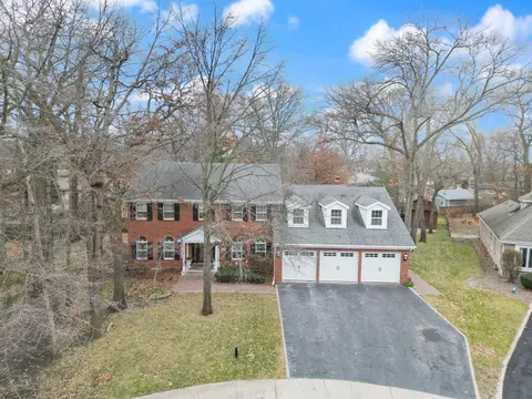 18111 Whitman Ln, Lansing, IL 60438 photo 2