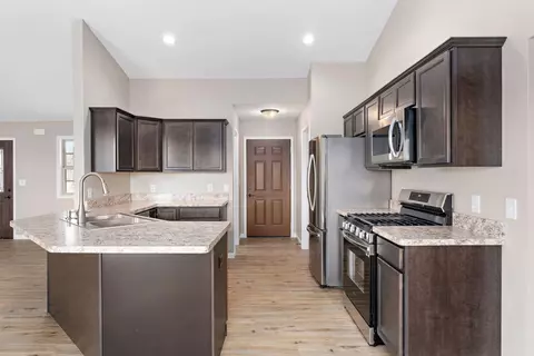 403 W Central Ave, Wheatfield, IN 46392 photo 14