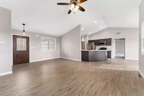 403 W Central Ave, Wheatfield, IN 46392 photo 8