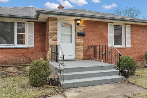 8337 Parkview Ave, Munster, IN 46321 photo 4