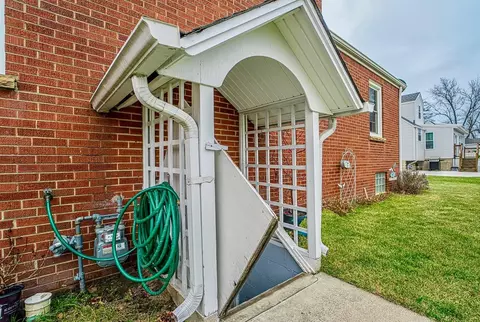 8144 Harrison Ave, Munster, IN 46321 photo 43