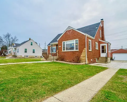 8144 Harrison Ave, Munster, IN 46321 photo 1