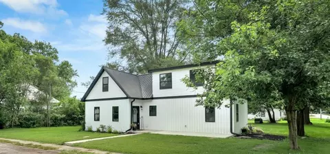 369 E Grove St, Wheatfield, IN 46392 photo 3