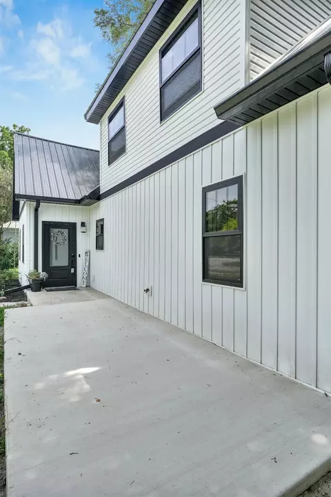 369 E Grove St, Wheatfield, IN 46392 photo 29