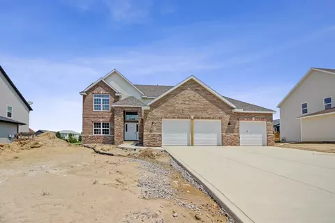 73 Bergamo Ln, Crown Point, IN 46307 photo 1