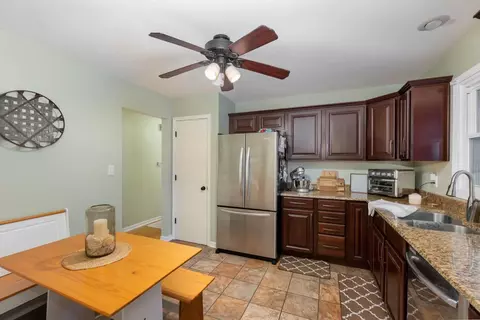 352 N Wright St, Griffith, IN 46319 photo 10