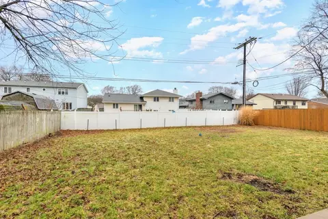 352 N Wright St, Griffith, IN 46319 photo 20