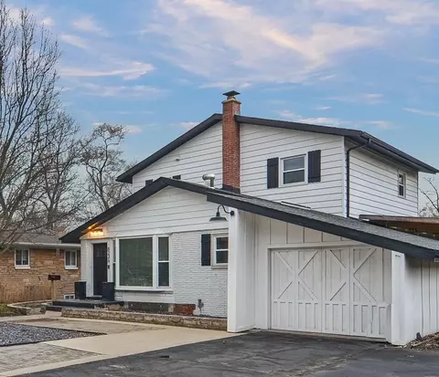 8236 Locust Ave, Gary, IN 46403 photo 6