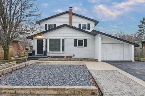 8236 Locust Ave, Gary, IN 46403 photo 1