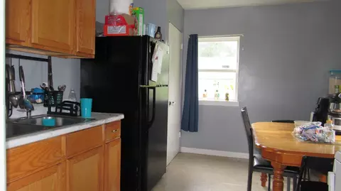 600 Gerry St, Gary, IN 46406 photo 2