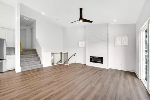705 Verdano Ter, Crown Point, IN 46307 photo 2