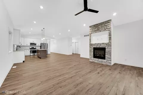 697 Verdano Ter, Crown Point, IN 46307 photo 6
