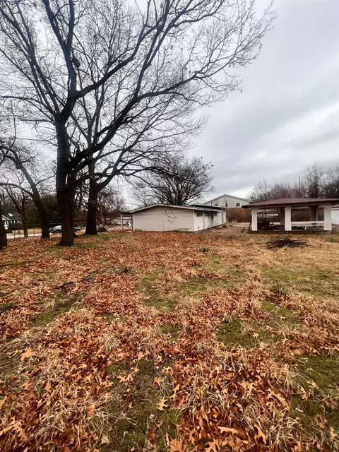2256 Roosevelt Pl, Gary, IN 46404 photo 3