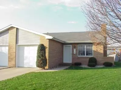 710 Rueth Dr, Griffith, IN 46319 photo 1