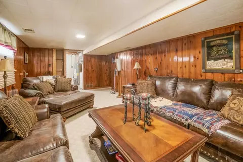 8032 Monaldi Dr, Munster, IN 46321 photo 14