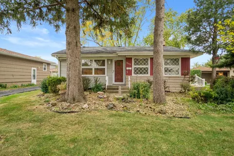 8032 Monaldi Dr, Munster, IN 46321 photo 1