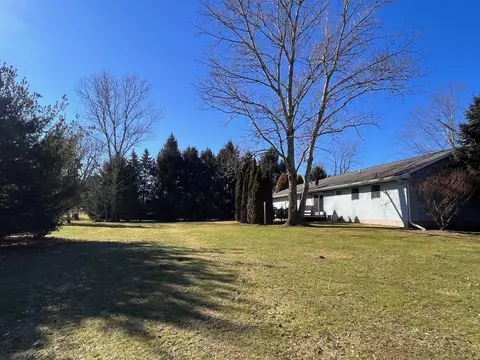 6496 E Bootjack Rd, Rolling Prairie, IN 46371 photo 4