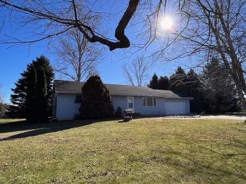 6496 E Bootjack Rd, Rolling Prairie, IN 46371 photo 3