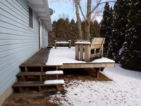 6496 E Bootjack Rd, Rolling Prairie, IN 46371 photo 9
