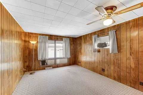 8053 Howard Ave, Munster, IN 46321 photo 11