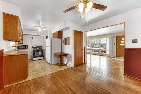 8053 Howard Ave, Munster, IN 46321 photo 3
