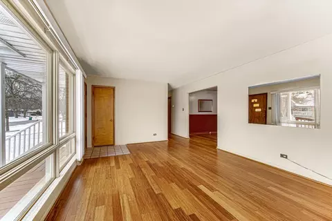8053 Howard Ave, Munster, IN 46321 photo 8