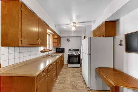 8053 Howard Ave, Munster, IN 46321 photo 6