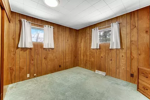 8053 Howard Ave, Munster, IN 46321 photo 12