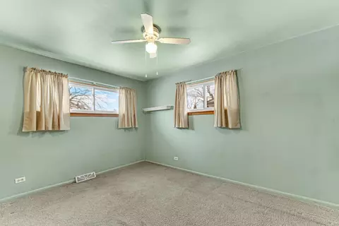 8053 Howard Ave, Munster, IN 46321 photo 14