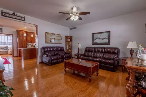10147 N 500, Wheatfield, IN 46392 photo 8