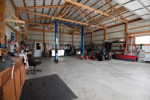 10147 N 500, Wheatfield, IN 46392 photo 4