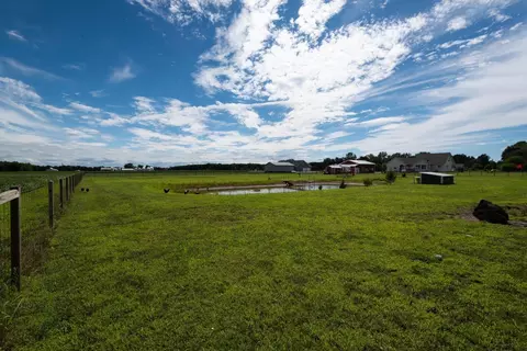 10147 N 500, Wheatfield, IN 46392 photo 7