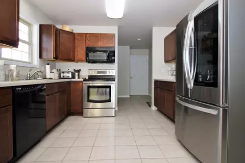 1869 W 900, Wheatfield, IN 46392 photo 6