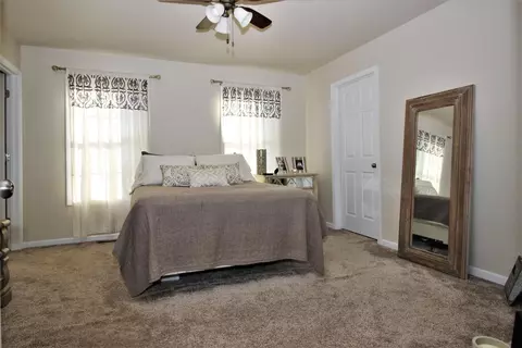 1869 W 900, Wheatfield, IN 46392 photo 9