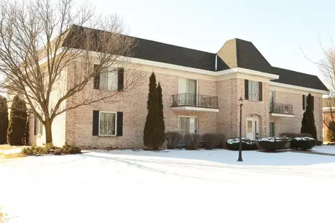 910 Camellia Dr #14, Munster, IN 46321 photo 2
