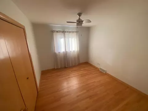 723 N Jay St, Griffith, IN 46319 photo 8
