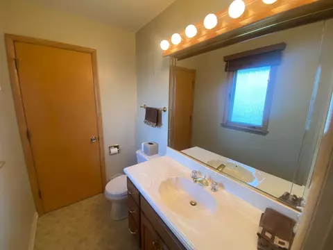 723 N Jay St, Griffith, IN 46319 photo 13