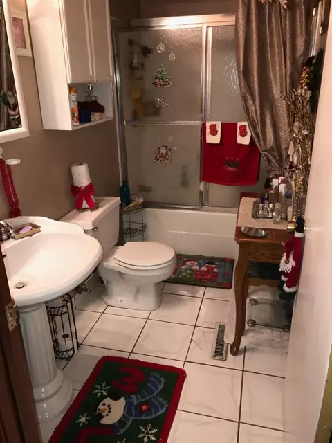 3789 Tyler St, Gary, IN 46408 photo 5