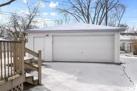 952 N Elmer St, Griffith, IN 46319 photo 14
