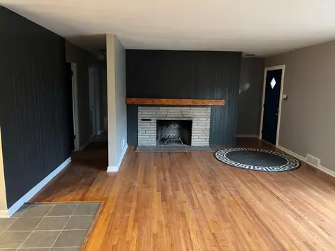 343 N Jasper St, Gary, IN 46403 photo 2