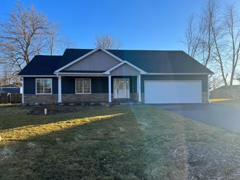 7565 W 140th Ave, Cedar Lake, IN 46303 photo 1